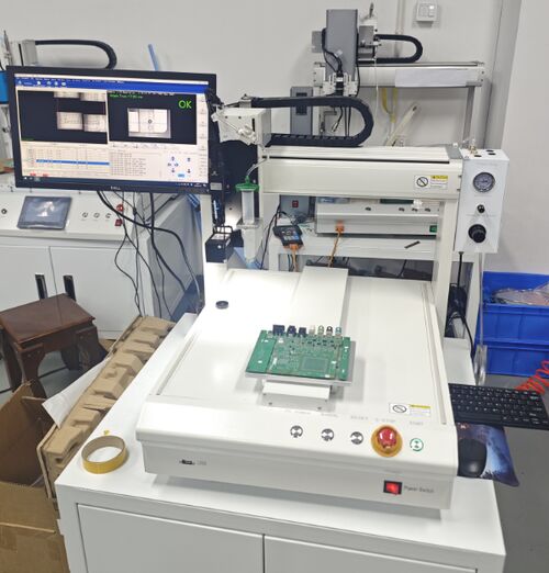 Τελευταίες εταιρικές ειδήσεις για Μηχανή διανομής κόλλας CCD Fiducial Programming